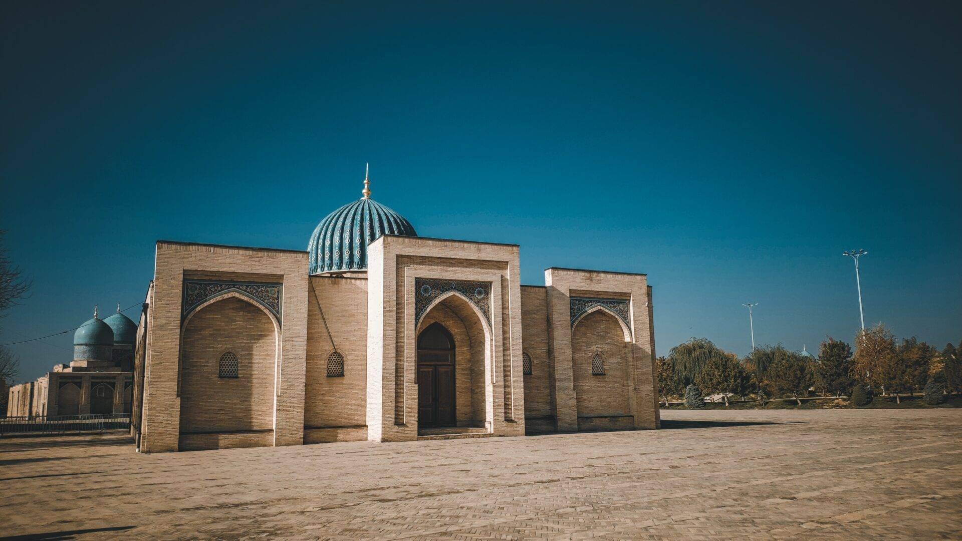 Vue du Registan à Samarcande, Ouzbékistan, destination phare de la Route de la Soie